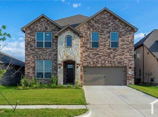 1328 Rosebush Rd, Aubrey, TX 76227