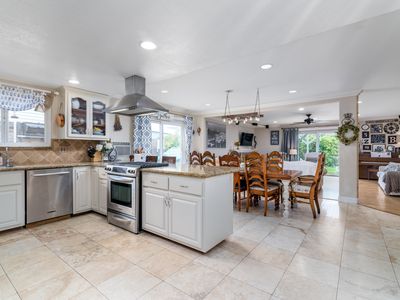 1242 Sparkman Ave, Camarillo, CA, 93010