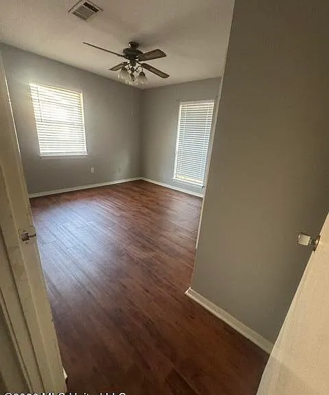 77 Fern Valley Rd — Photo 7