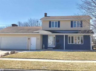 3316 Brentway Dr, Bay City, MI 48706