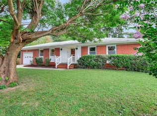 121 Weaver Rd, Williamsburg, VA 23185