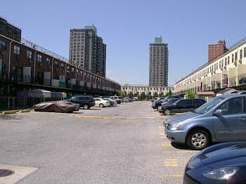 3rd image of 827 Underhill Ave #A