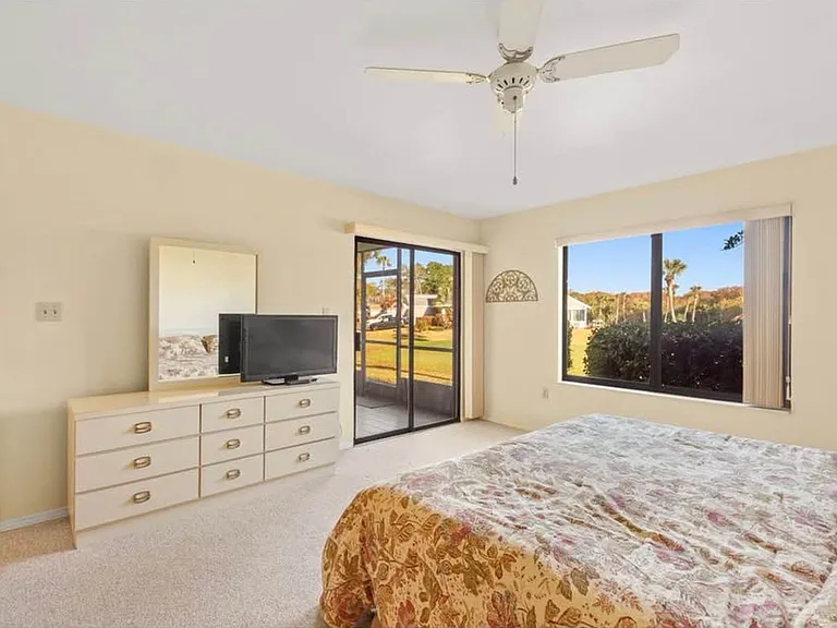 5790 Marina Dr #2 — Photo 10