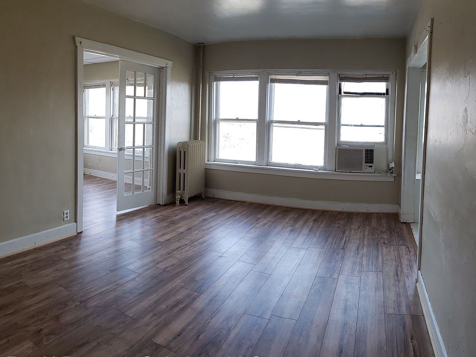 1st image of 103 E Williams St APT 206