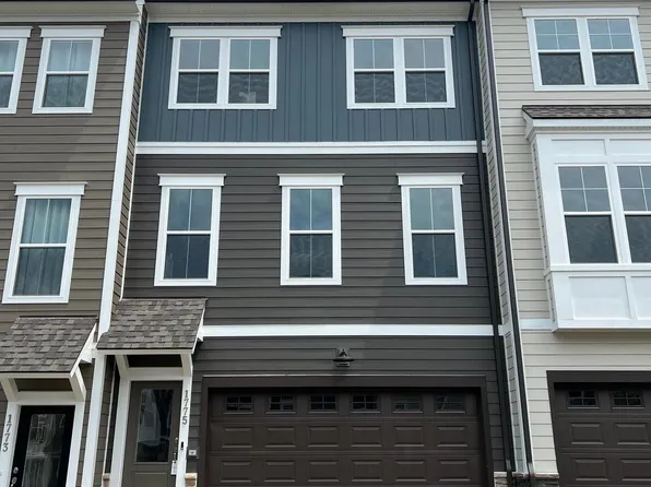 1775 Cherry Birch St, Dumfries, VA 22026