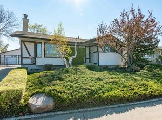 13319 30th St NW, Edmonton, AB T5A 3A1