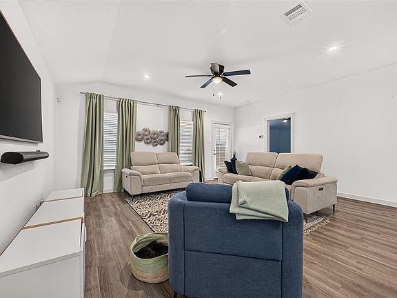 5th image of 7923 Sleek Flock Ln