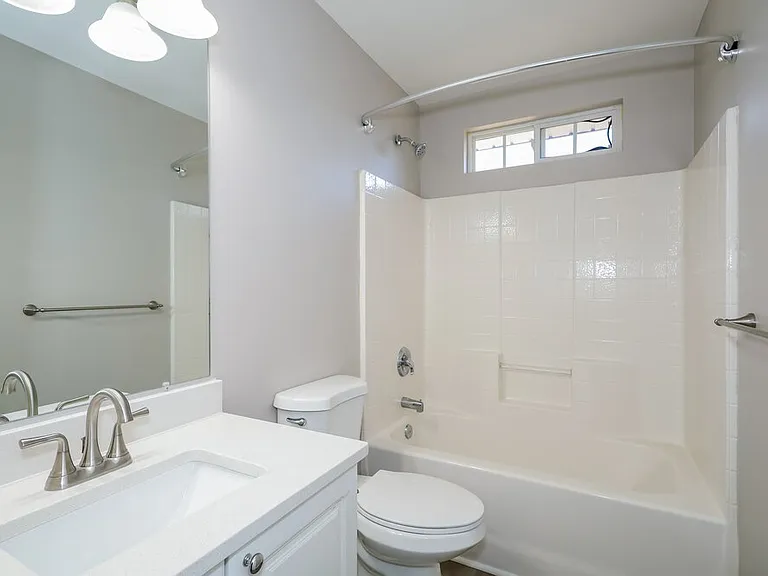 9422 Isaac Hunter Dr — Photo 12