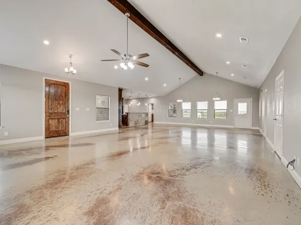 461 Pearson Ranch Rd, Weatherford, TX 76087