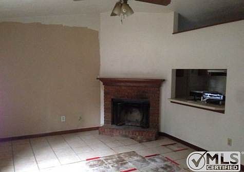 3rd image of 146 Whetherbine Way W #A