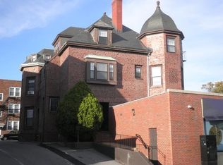 228 Waterman St APT 4, Providence, RI 02906