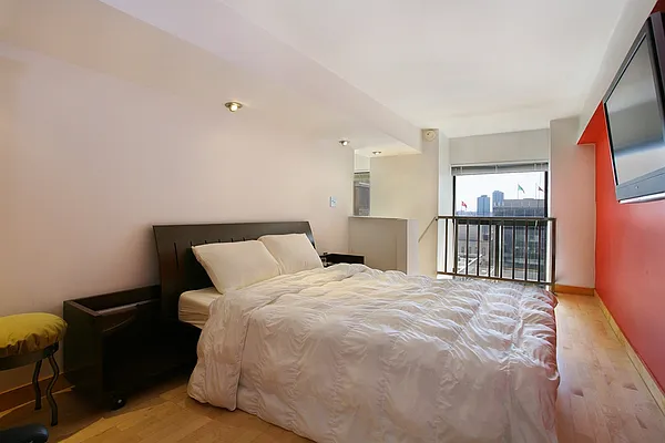 Sold by Corcoran | media 23