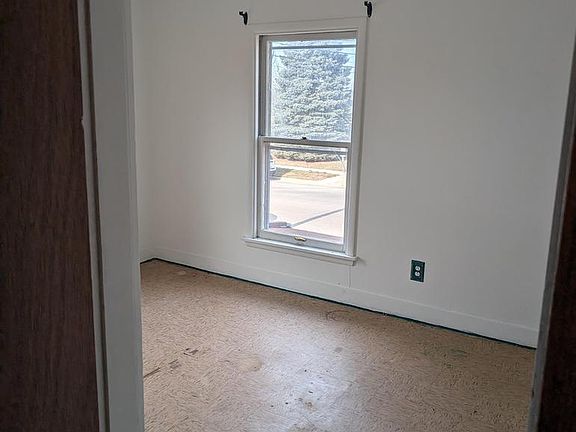 3rd image of 404 Stoughton Road