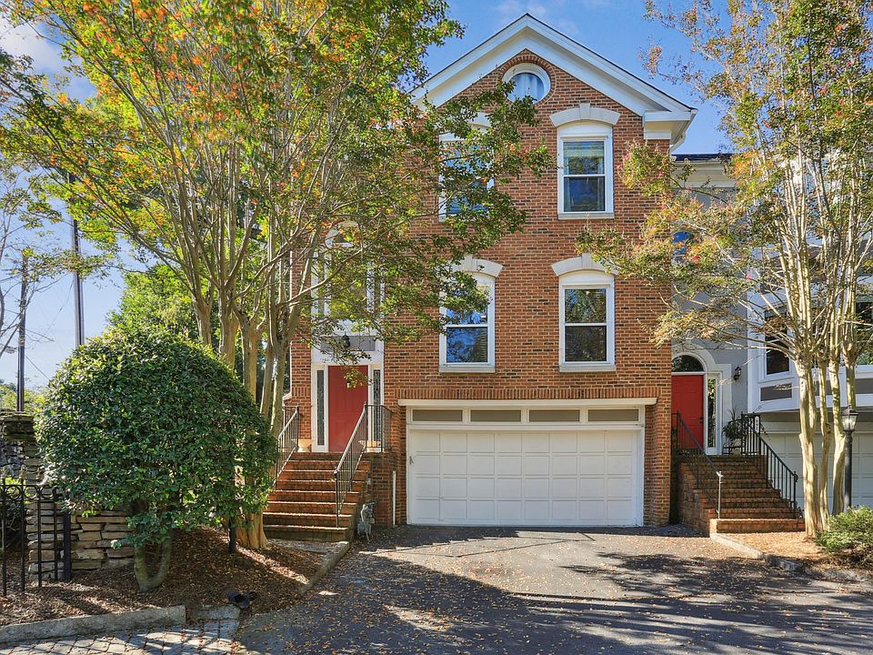 1st image of 895 Embassy Ct NE #895