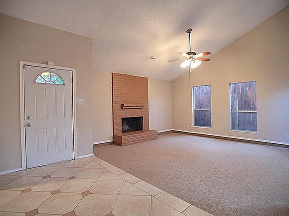 4th image of 12802 Bonnywood Ln