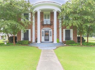 611 Shankland Ave, Jennings, LA 70546