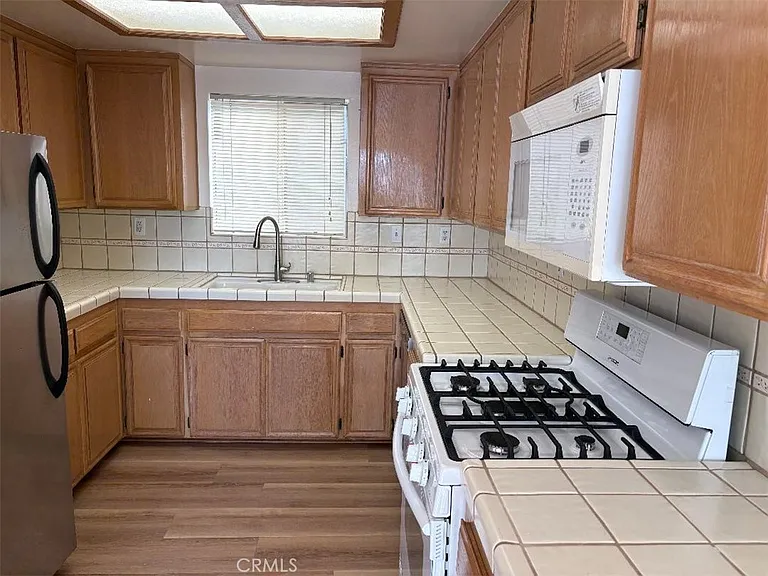 976 W Hamilton Ave #3 — Photo 4