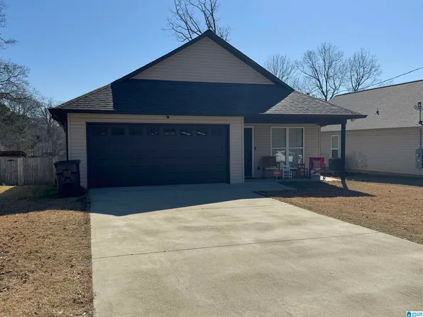 319 Almon St, Heflin, AL 36264