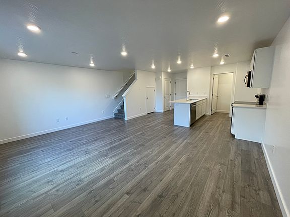 3rd image of 3349 E Dance Hall Ln