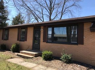 206 Avalon St, Brighton, IL 62012