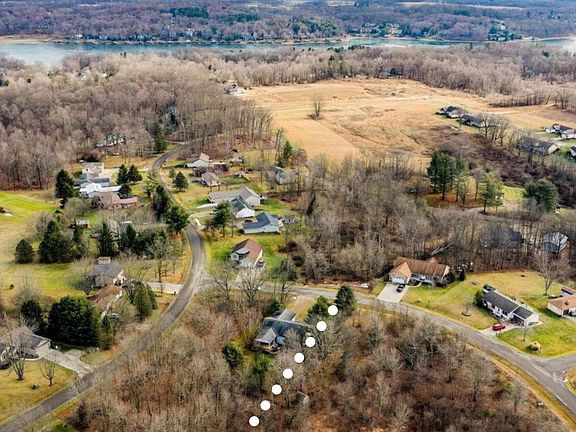 4th image of 0 Greenlawn Dr