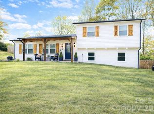 303 Kela Dr, Morganton, NC 28655