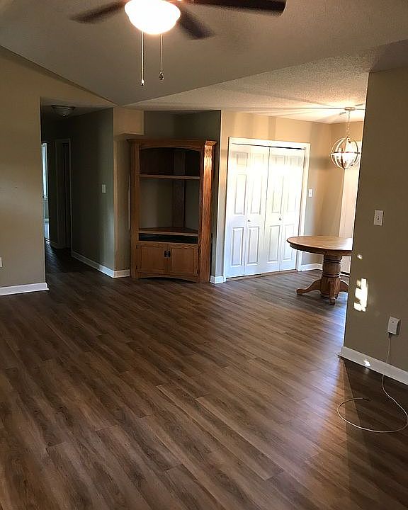 1st image of 2526 Montague Avenue Ext