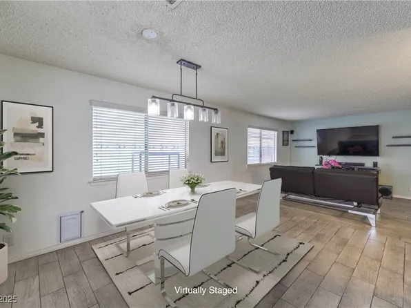 581 Carleton Dr, Henderson, NV 89014