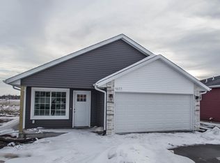 4821 Dostal Ct SW, Cedar Rapids, IA 52404