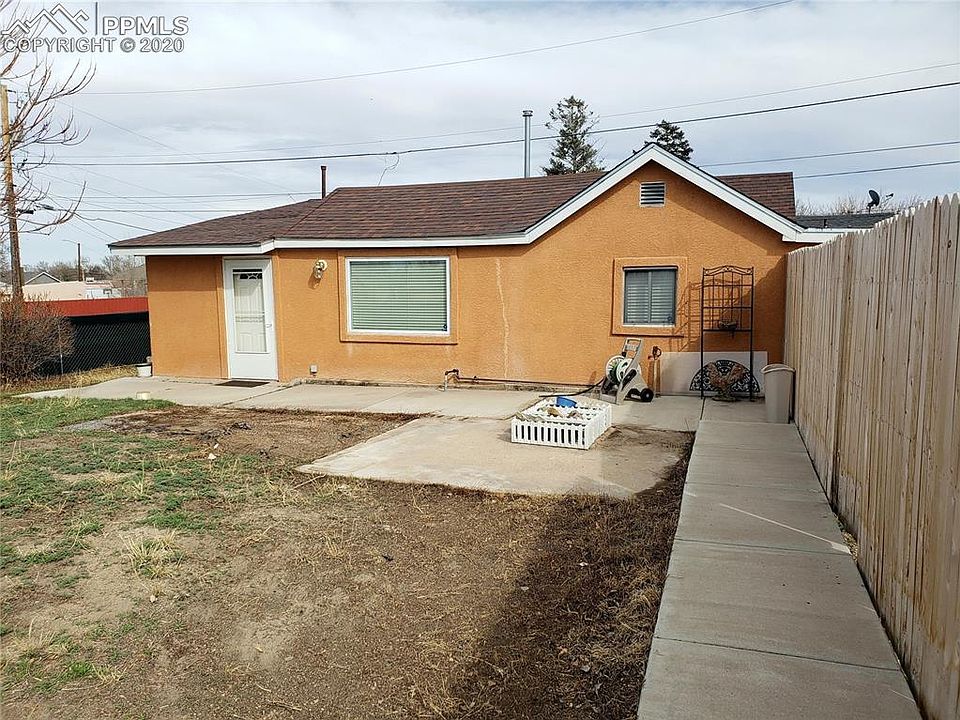 1st image of 802 San Angelo Ave