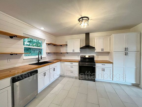 3rd image of 2132 Haven Crest Dr Unit A