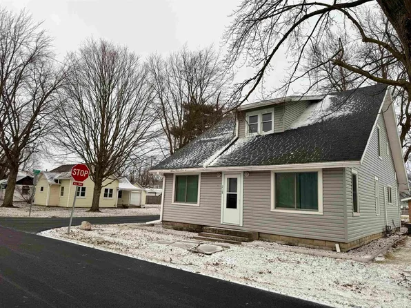 218 N Greenberry St, Sweetser, IN 46987