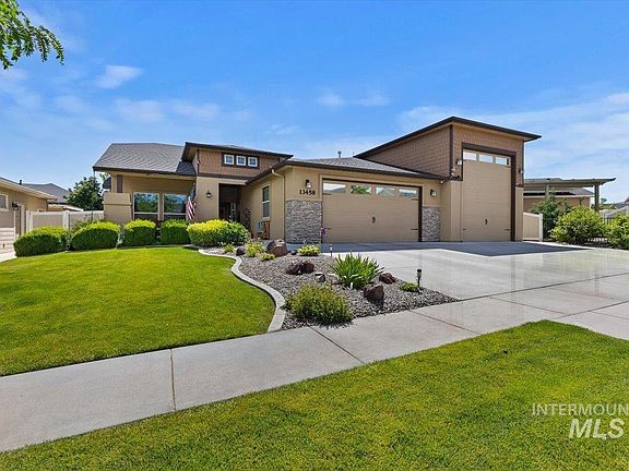 3rd image of 13458 S Stockbridge Way