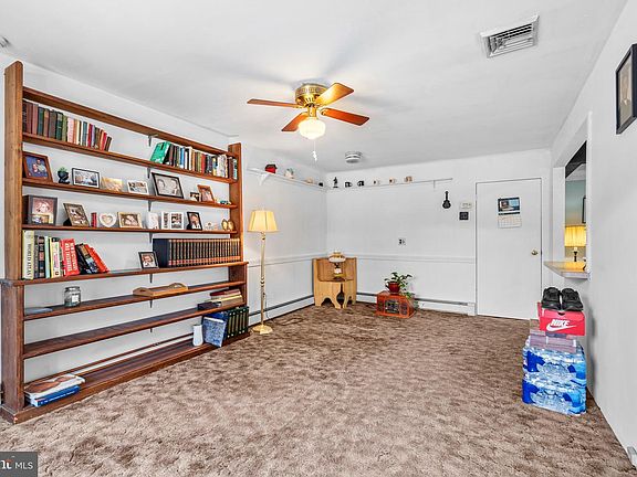 5th image of 51 Nickelhill Ln