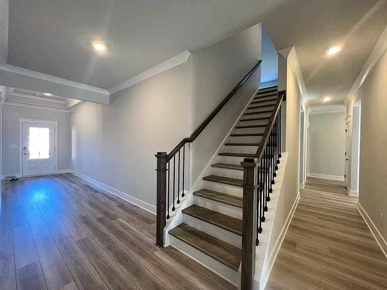 150 Rose Lake Ct — Photo 28