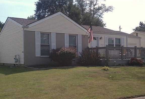 2nd image of 1445 Cardwell Sq S