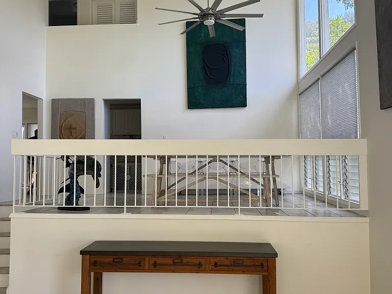 927 Hahaione St — Photo 5