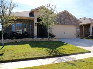 2524 Grey Kingbird Trl, Fort Worth, TX 76244