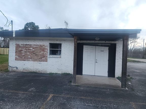 5th image of 7430 Rodgers Rd