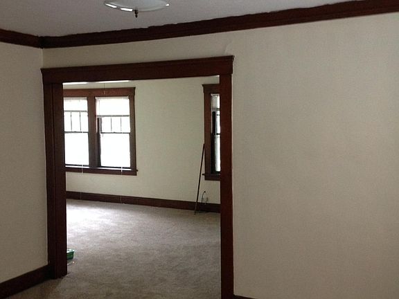 3rd image of 1356 Marlowe Ave #2