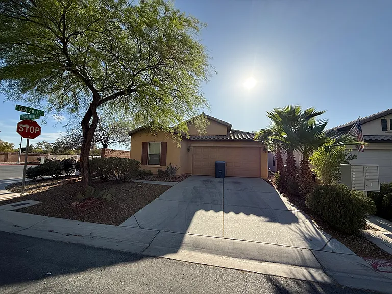 8993 Secret Valley St — Photo 11