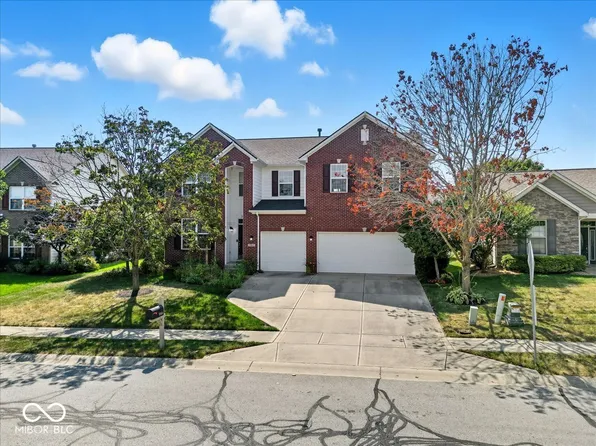 5983 Bladen Dr, Noblesville, IN 46062