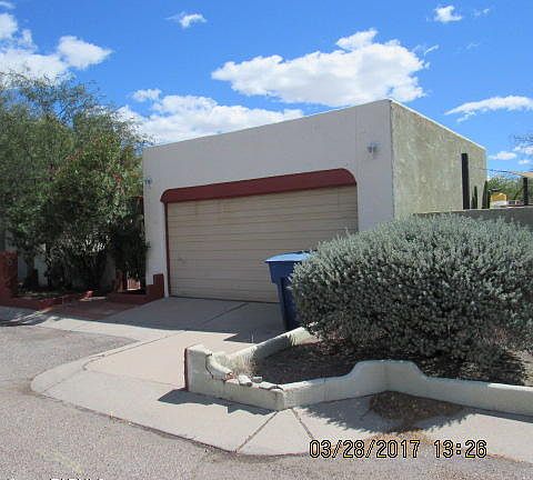 3rd image of 1319 W Placita Hojalata