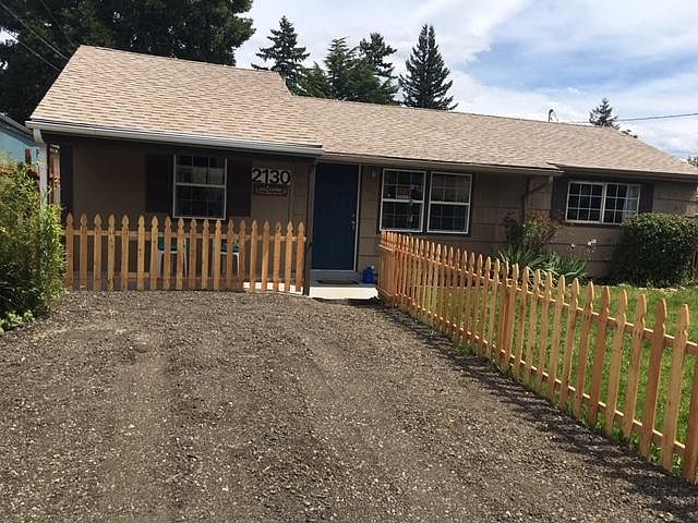 Front of home and driveway