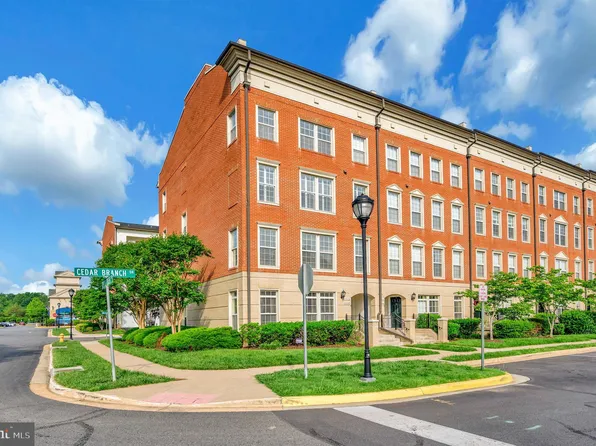 7848 Cedar Branch Dr, Gainesville, VA 20155