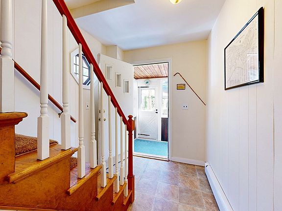 3rd image of 13 Cottage Park Ave