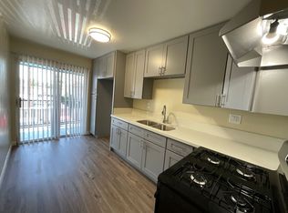 ELM313, Anaheim, CA 92805