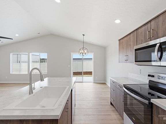 6th image of this home