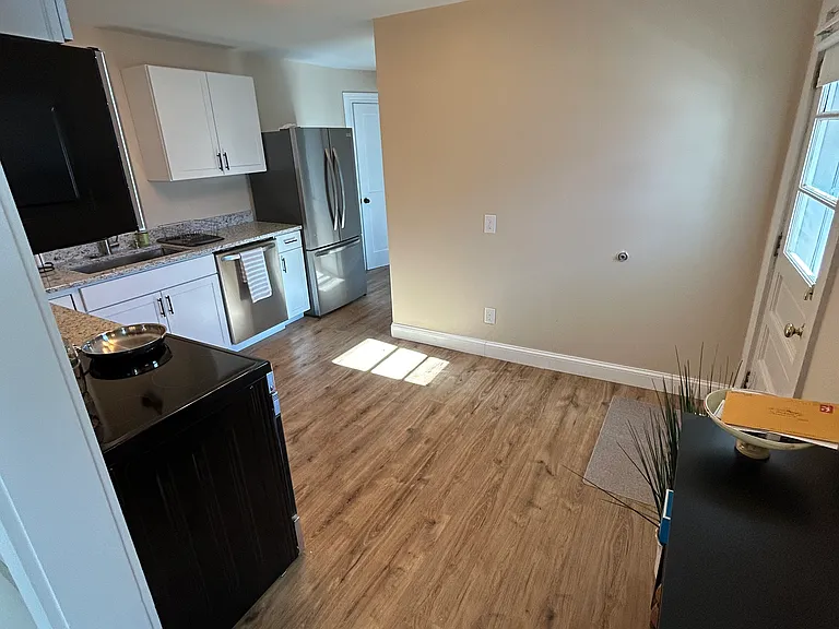 21 Washington St #1 — Photo 12