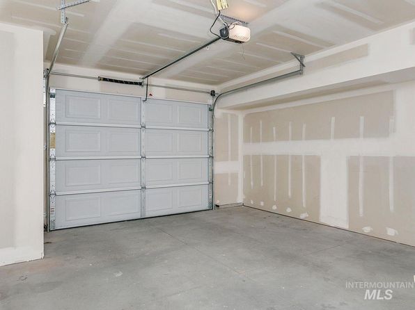 4044 W Ski Jump Ln, Meridian, ID 83642
